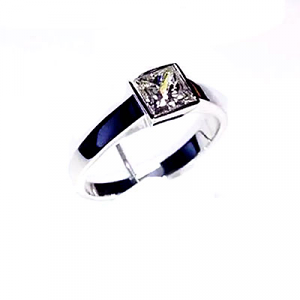 'Bezel' Diamond Engagement Ring - Princess 0.57ct - H SI1