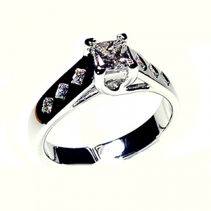 'Rhonda' Diamond Engagement Ring - 0.63cts 