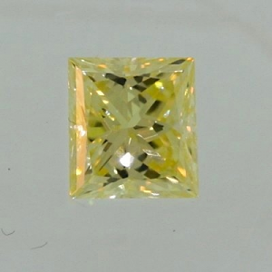 Princess Cut Diamond 0.69ct - Light Fancy Yellow SI1