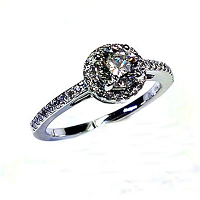 'Halo' Diamond Engagement Ring - 0.76cts